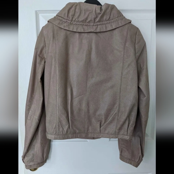 Danier Leather Jacket - Picture 5 of 5